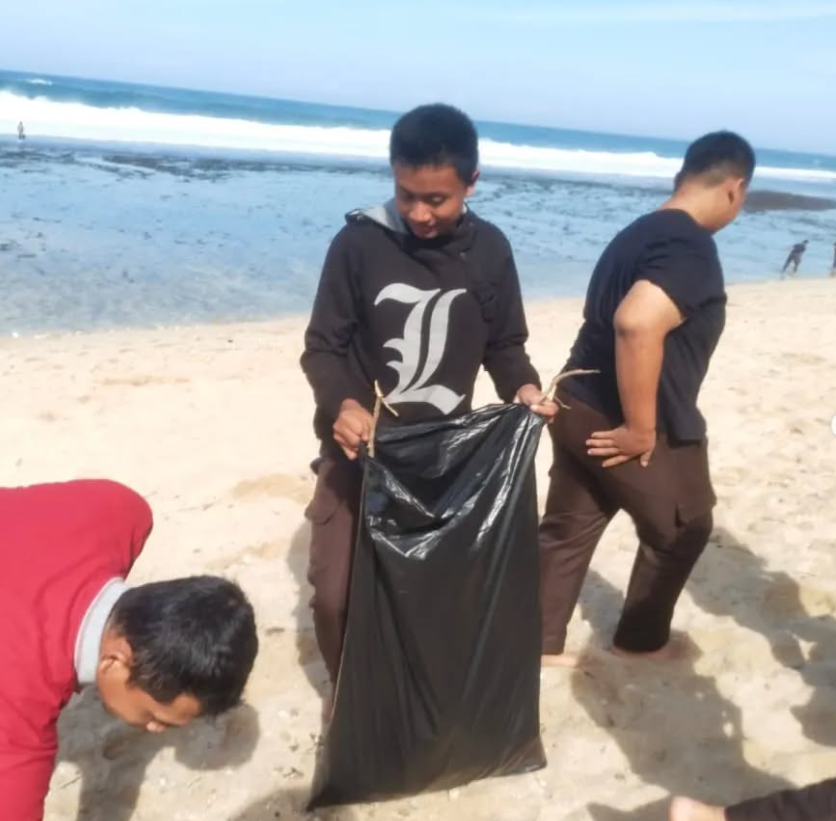 Gerakan Bersih Pantai